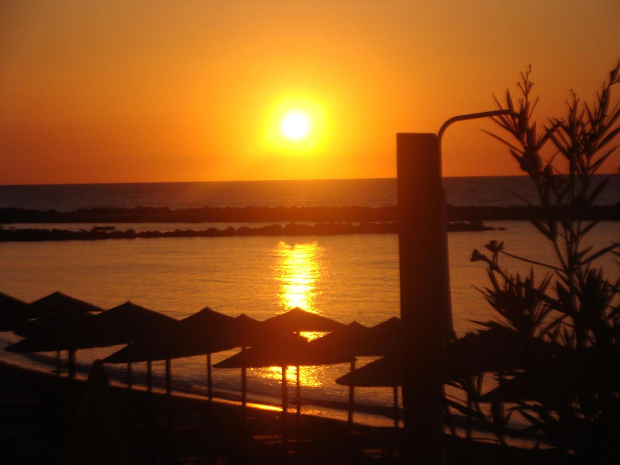 Παραθιν Αλοσ 2 Apartment Skyros Luaran gambar